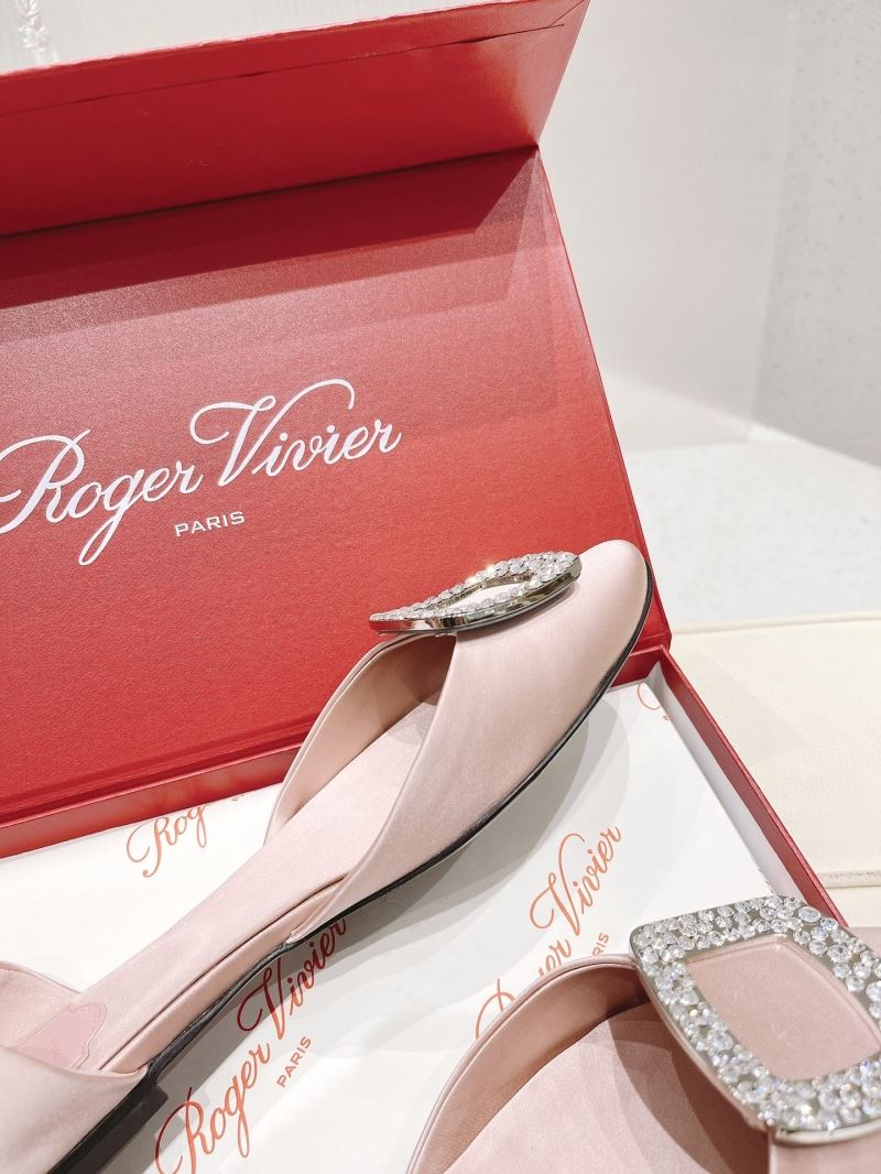 Roger Vivier flat shoes